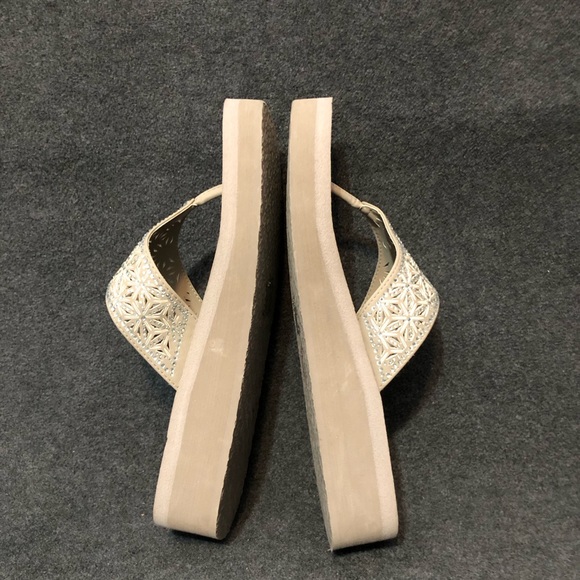 Skechers Shoes Women’s Taupe Cali Vinyasa-Glass Star Platform Flip Flops Size 9 - Picture 6 of 9